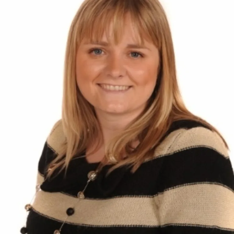 Miss V Gilmour
